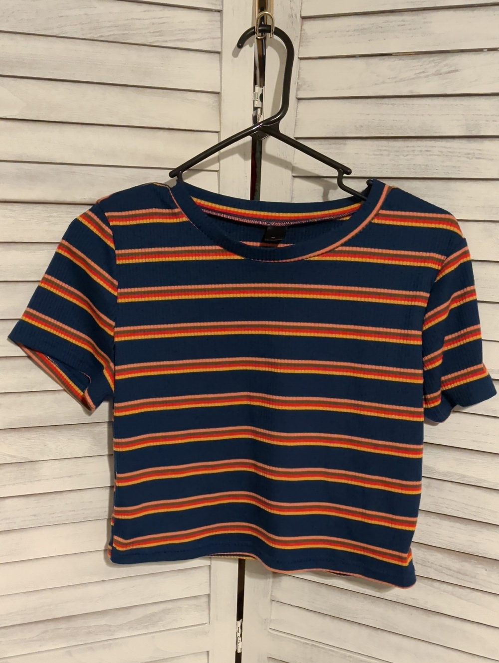 SHEIN Navy Striped Short-Sleeve Crop Top with Orange Accents